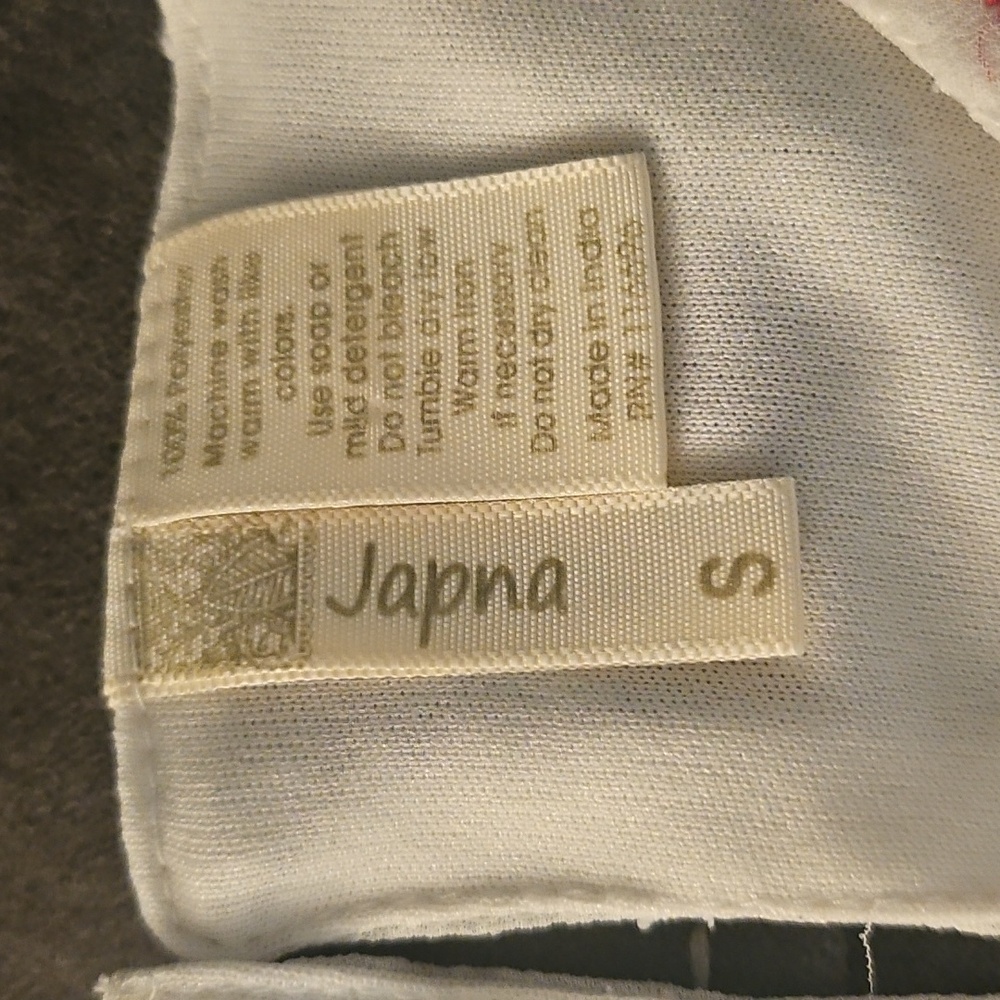Japna White and Red Puff Sleeve Embroidered Blouse - Picture 2 of 4